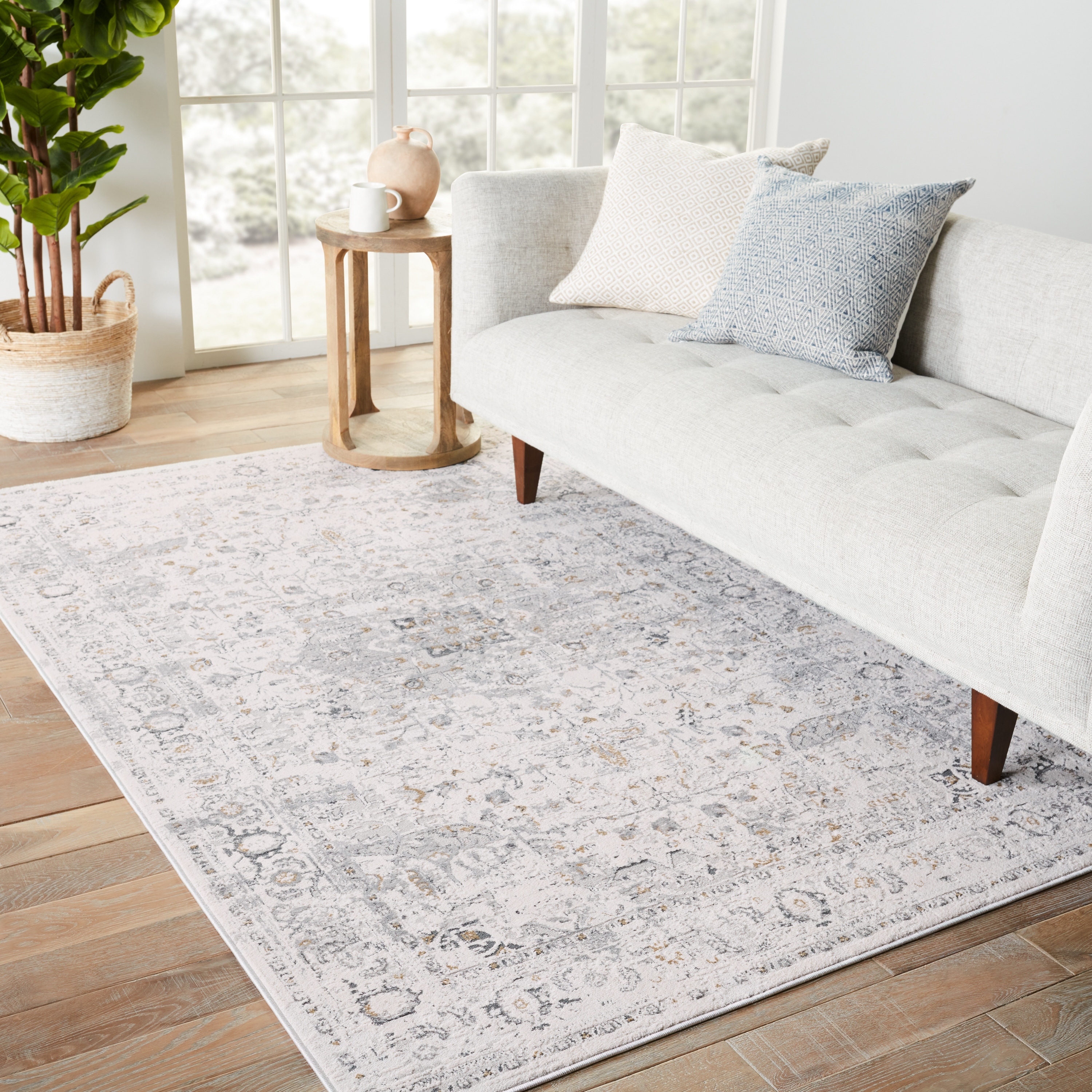 Ellington Medallion Cream/ Gray Area Rug