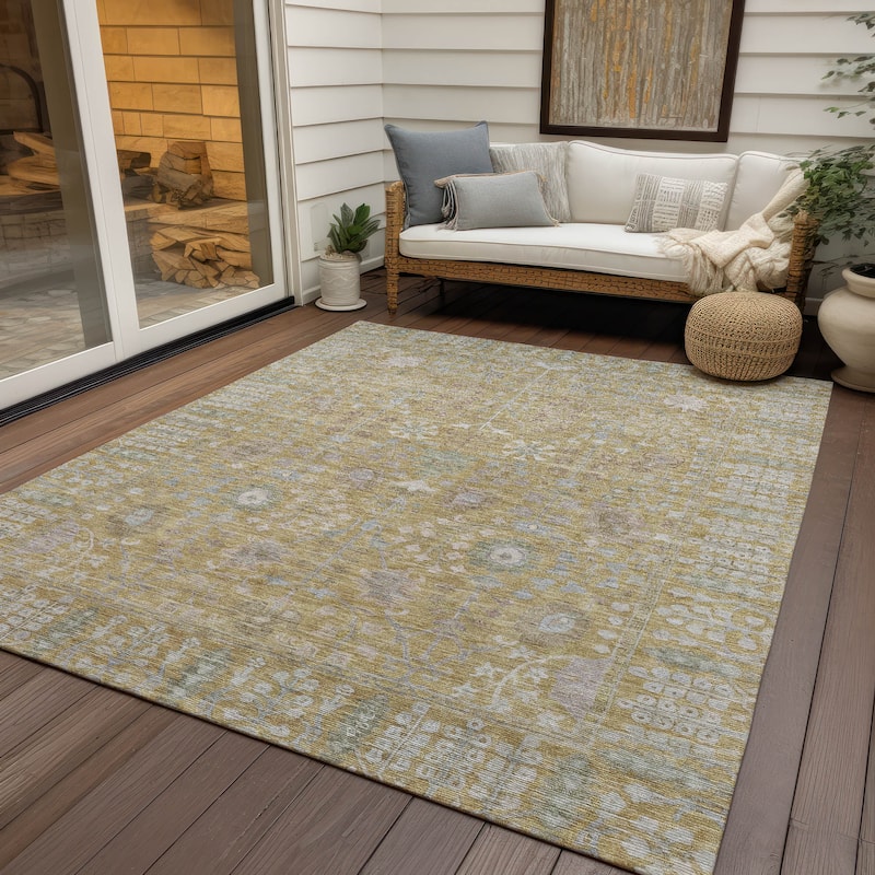 Machine Washable Indoor/ Outdoor Traditional Classic Chantille Rug