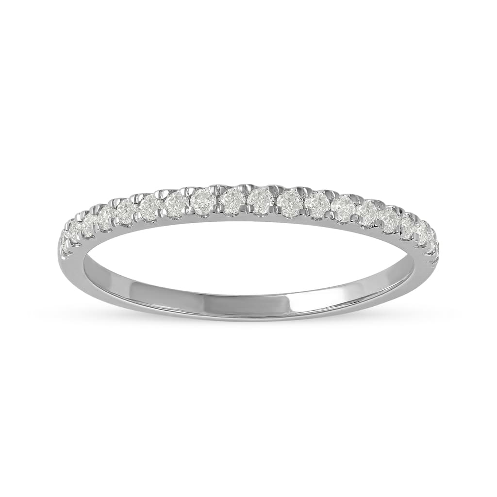1/4ct TDW Diamond Wedding Band in 14K White Gold for Women