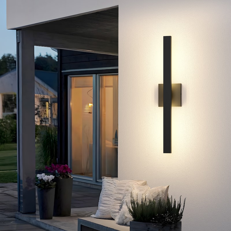 Black Aluminum LED Outdoor Wall Sconce Linear Wall Mounted Lights
