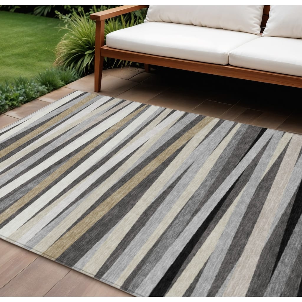 HomeRoots Striped Transitional Rectangle Outdoor Rug