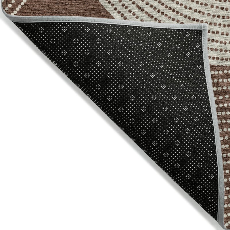 Machine Washable Indoor/ Outdoor Casual Circles Chantille Rug