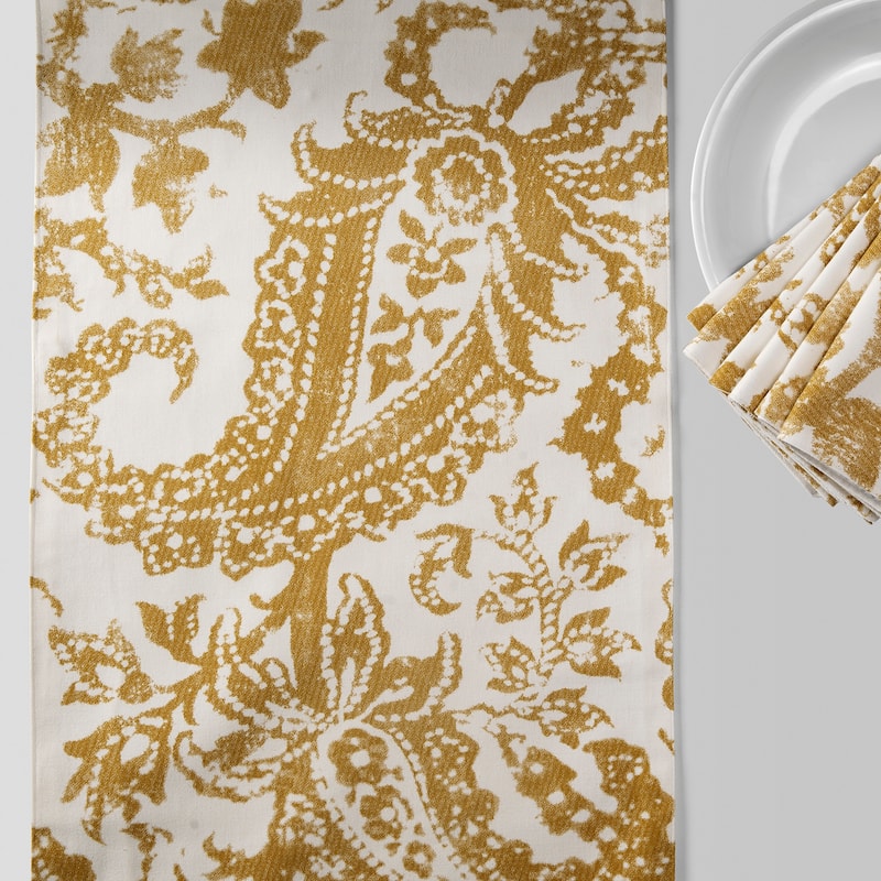 Exclusive Fabrics Edina Printed Cotton Table Runner & Placemats