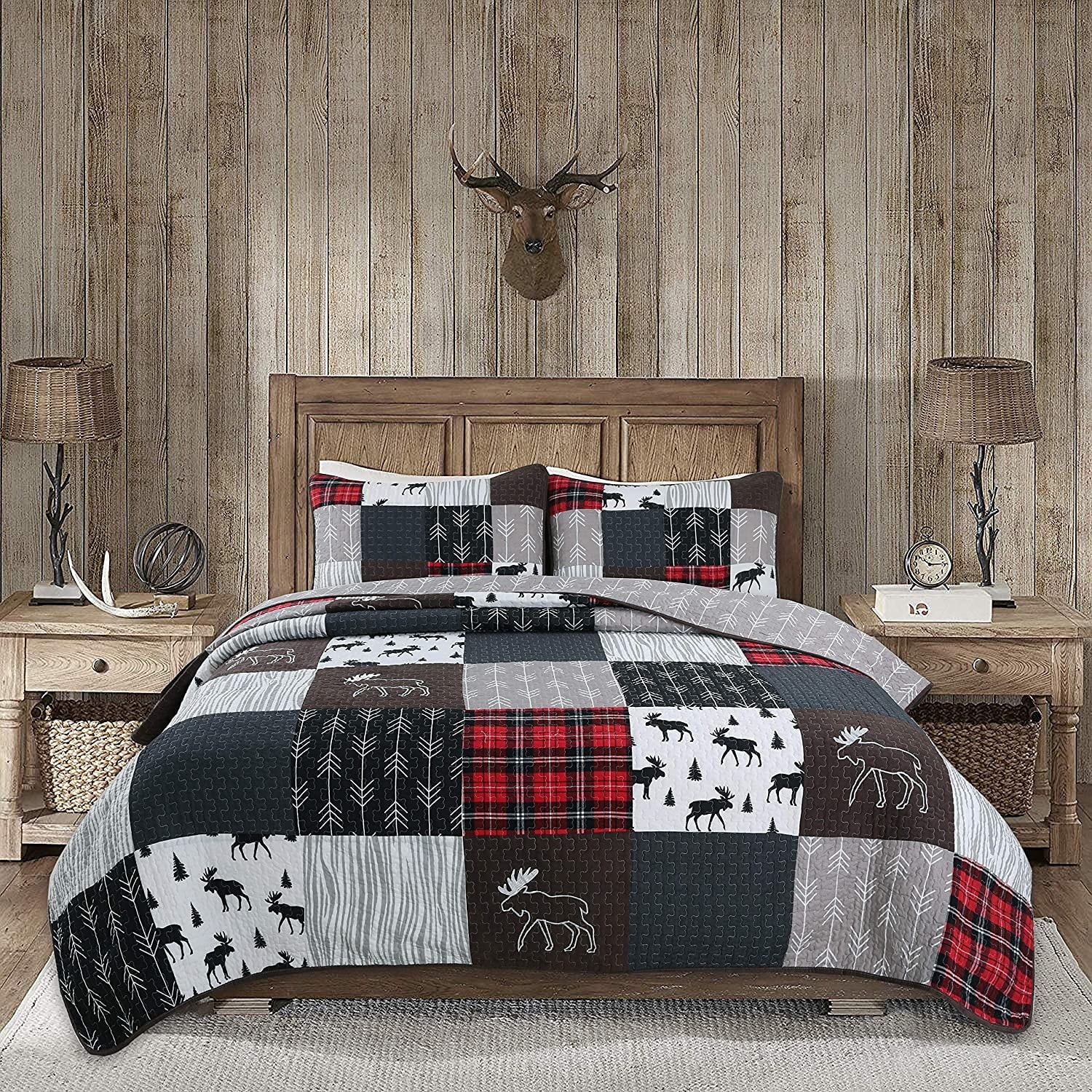 Rustic Lodge Moose Red Real Patchwork Reversible Quilt Bedding Set