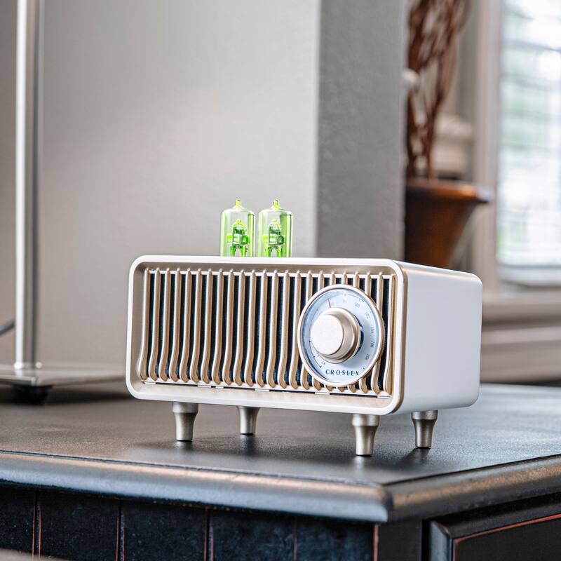 Crosley Milton Radio - N/A