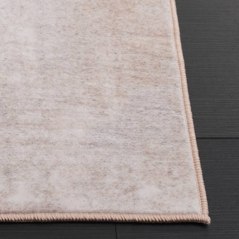 SAFAVIEH Santa Monica Lella Modern & Contemporary Rug