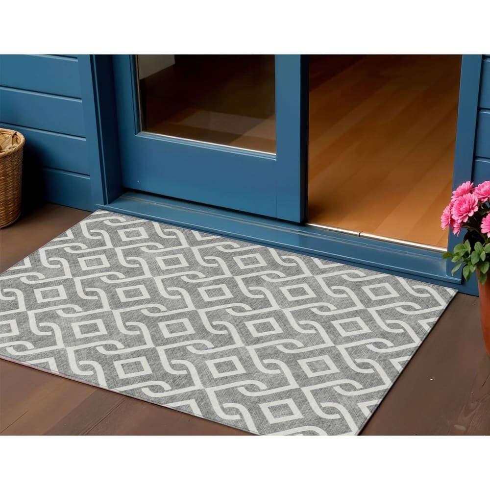 HomeRoots Geometric Transitional Rectangle Outdoor Rug