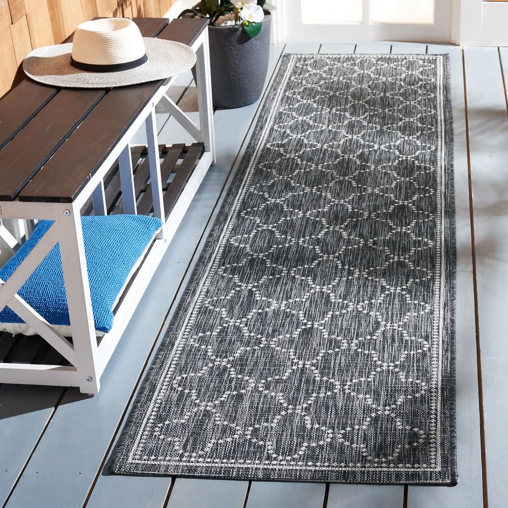 SAFAVIEH Courtyard Slavomira Indoor/ Outdoor Waterproof Patio Backyard Rug