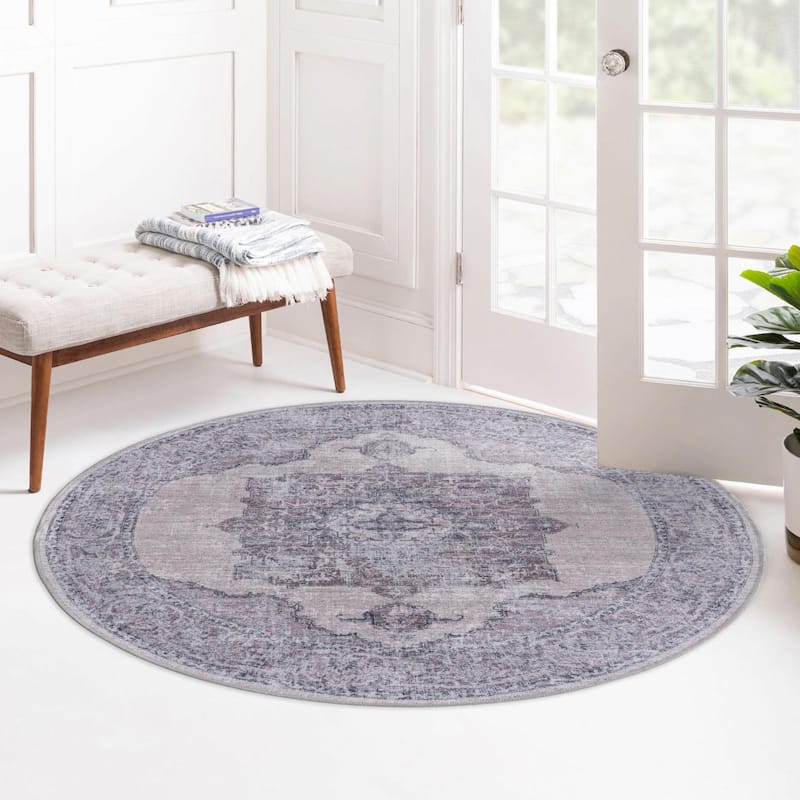 Traditional Shara Collection Area Rug