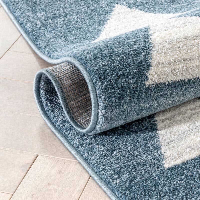 Well Woven Kennedy Triangles Modern Geometric Pattern Area Rug