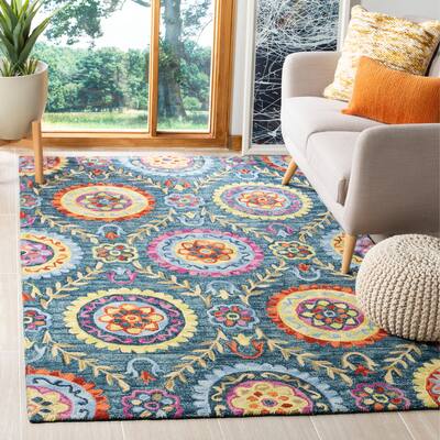 SAFAVIEH Handmade Suzani Eveli Boho Tribal Wool Rug