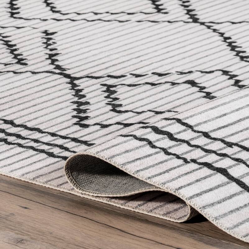 Nuloom Leo SpinClean Geometric Striped Machine Washable Area Rug