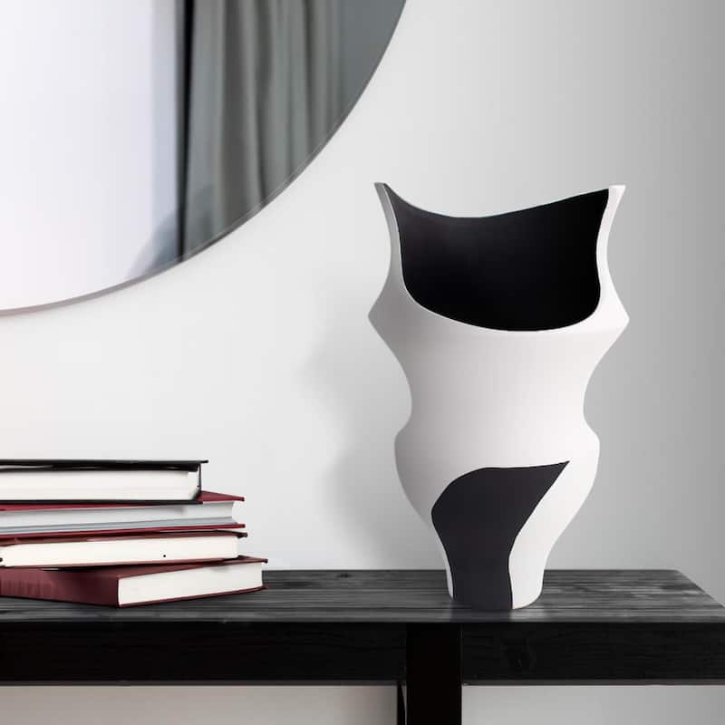 Rapsie Black and White Vase- Tall