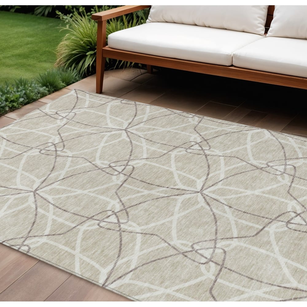 HomeRoots Geometric Modern Rectangle Outdoor Rug