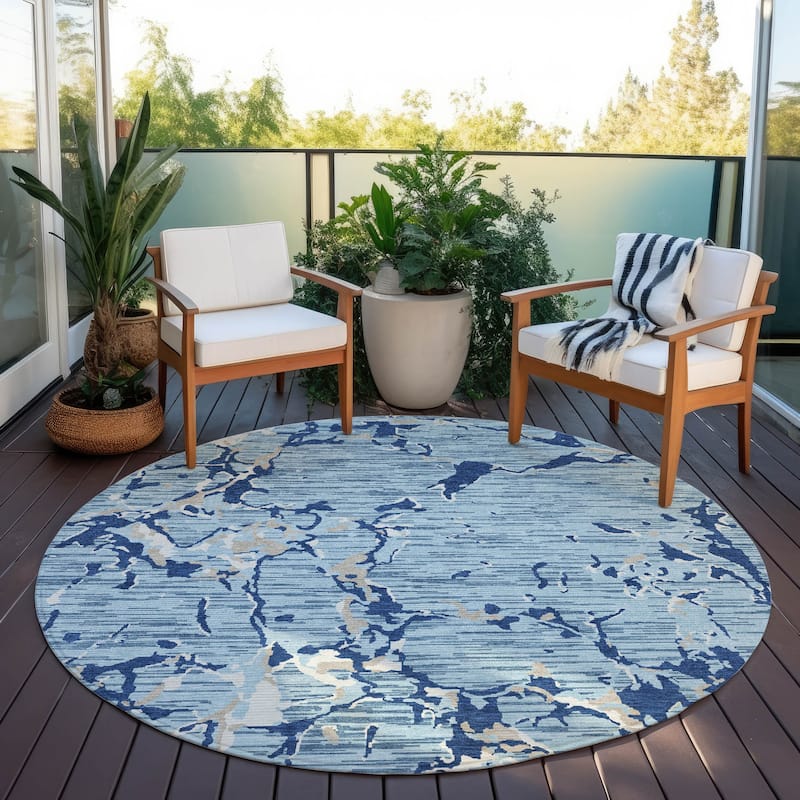 Machine Washable Indoor/ Outdoor Abstract Camo Chantille Rug