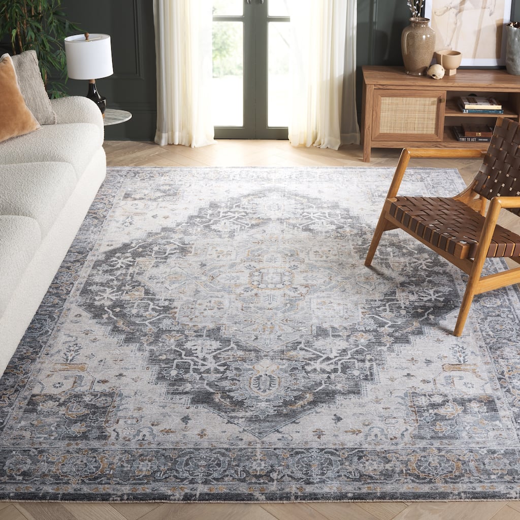 SAFAVIEH Crescent Elham Traditional Medallion Rug
