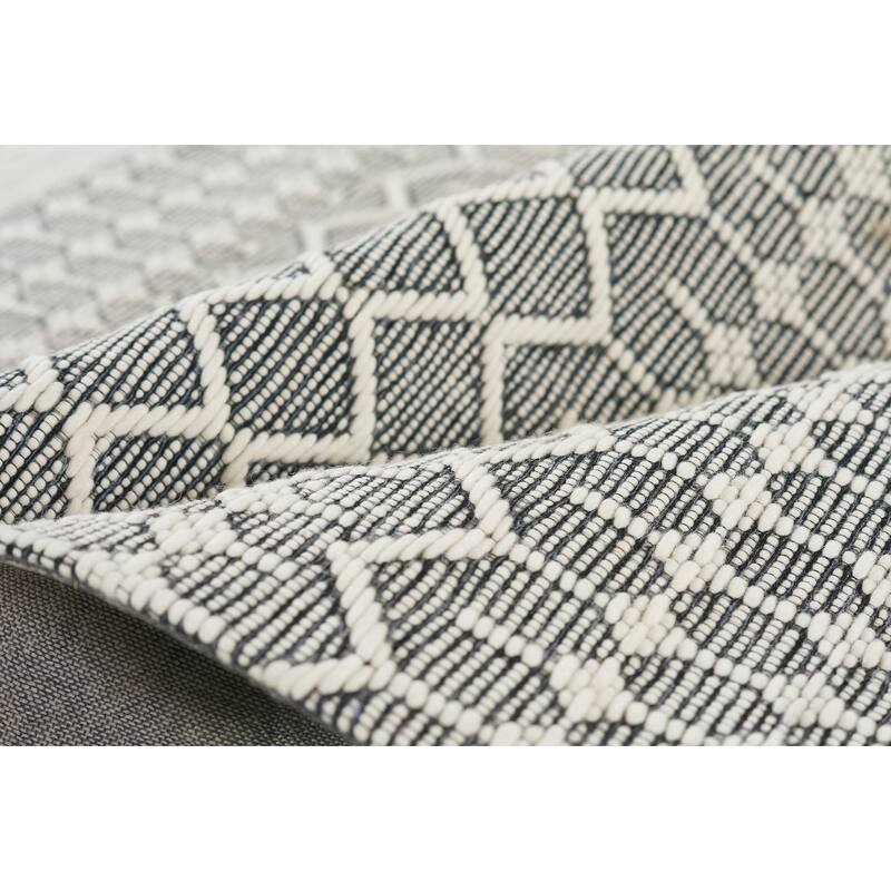 Momeni Ember Geometric Hand Woven Wool Blend Area Rug