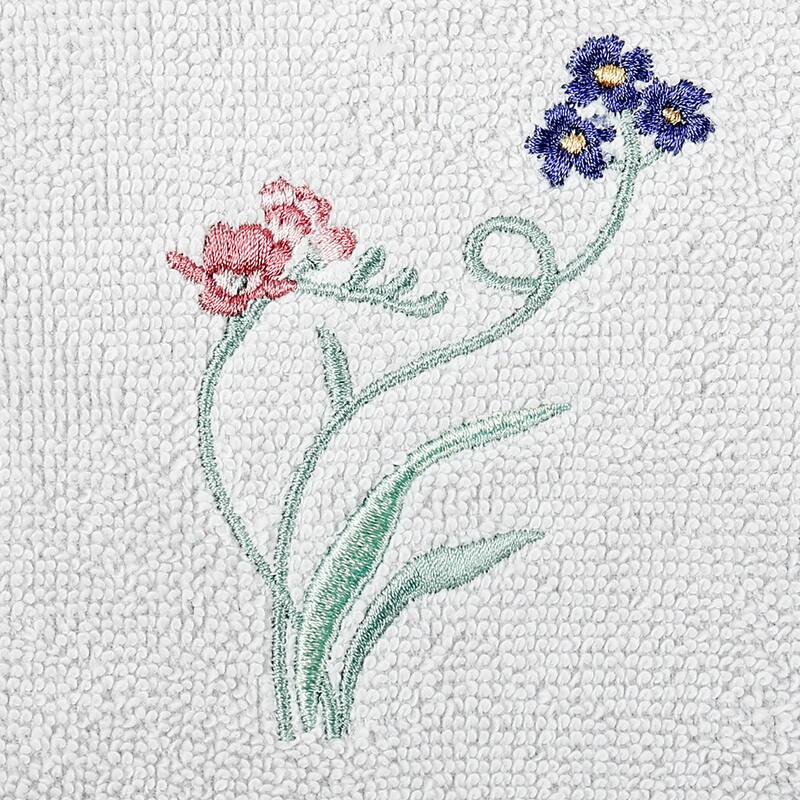 Authentic Hotel and Spa 100% Turkish Cotton STELLA 2PC Embellished Fingertip Towel Set.