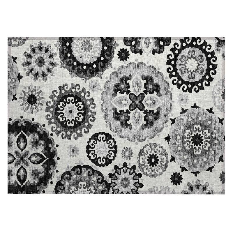 Machine Washable Indoor/ Outdoor Chantille Casual Medallion Rug