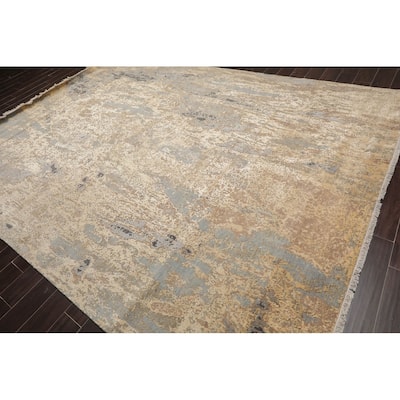 Hand Knotted Beige, Gray Sherpa Wool and Silk Oriental Area Rug - 9' x 12'