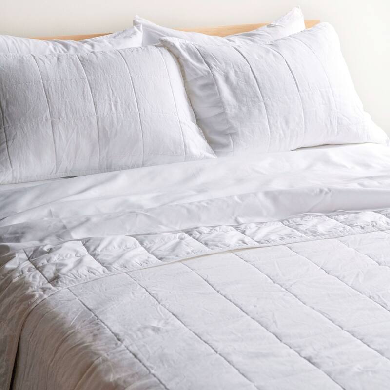 French Linen Box Stitch Quilt & Sham Set by BOKSER HOME