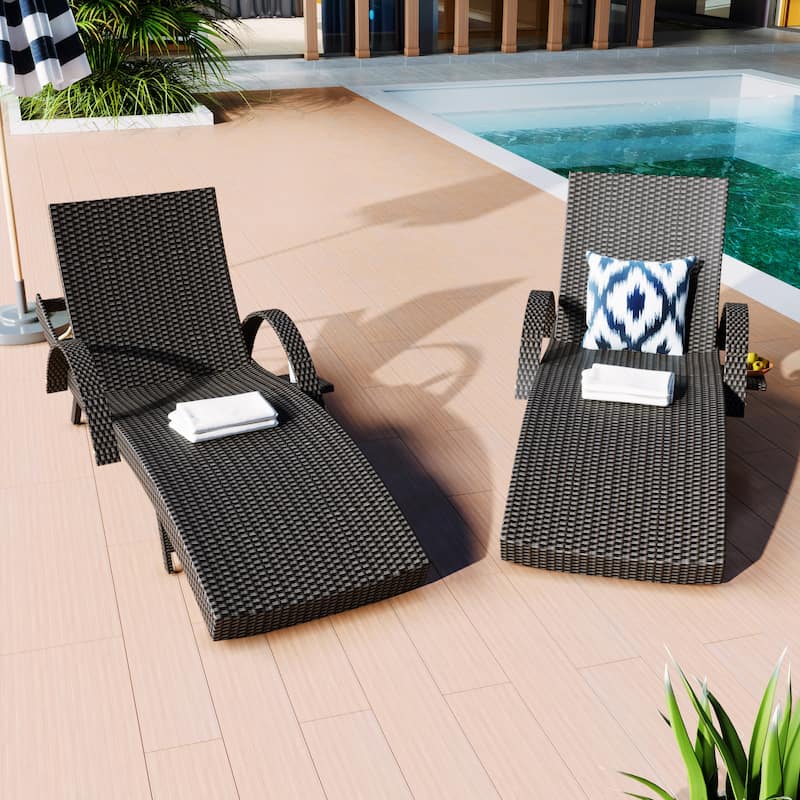 2 Pcs Outdoor Curved Wicker Chaise Lounge Chair, Reclining Chairs with Pull-Out Side Table & Adjustable Backrest