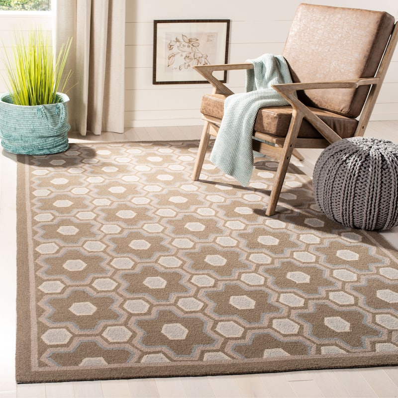Martha Stewart by SAFAVIEH Puzzle Geometric Wool Rug - 7'9" x 9'9" - Molasses Brown