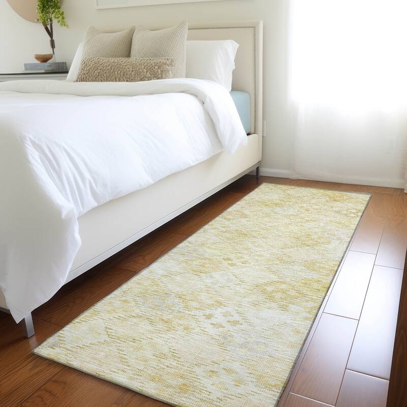 Machine Washable Indoor/ Outdoor Boho Modern Chantille Rug - Linen - 2'3" x 7'6"