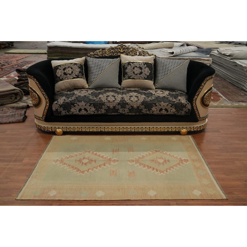 Hand Woven Southwestern Wool Green Geometric Area Rug - 6' 0'' X 3' 9''