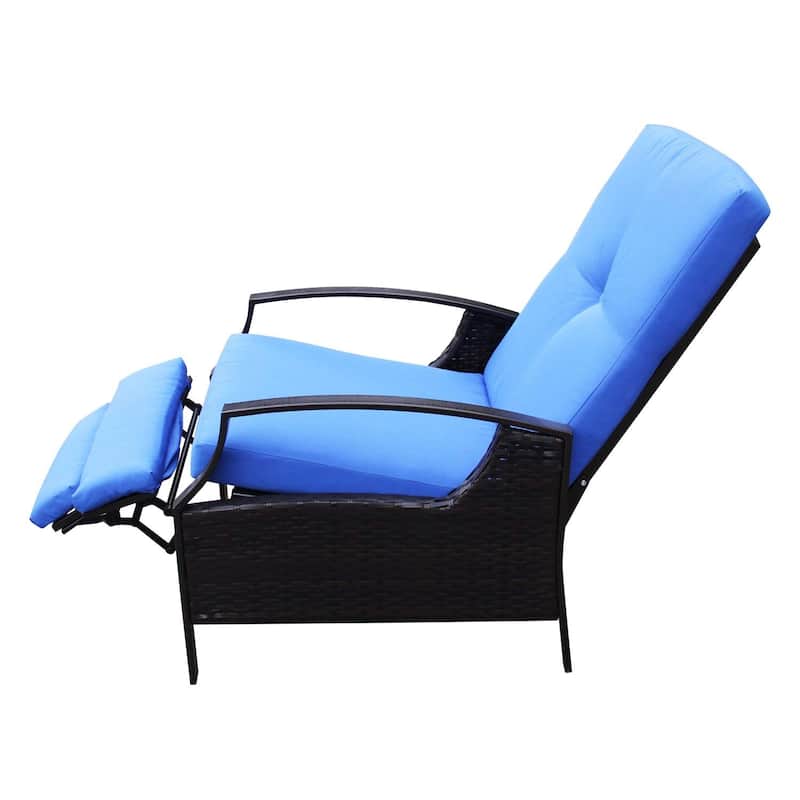 Outsunny Outdoor Rattan Wicker Cushioned Recliner Chair