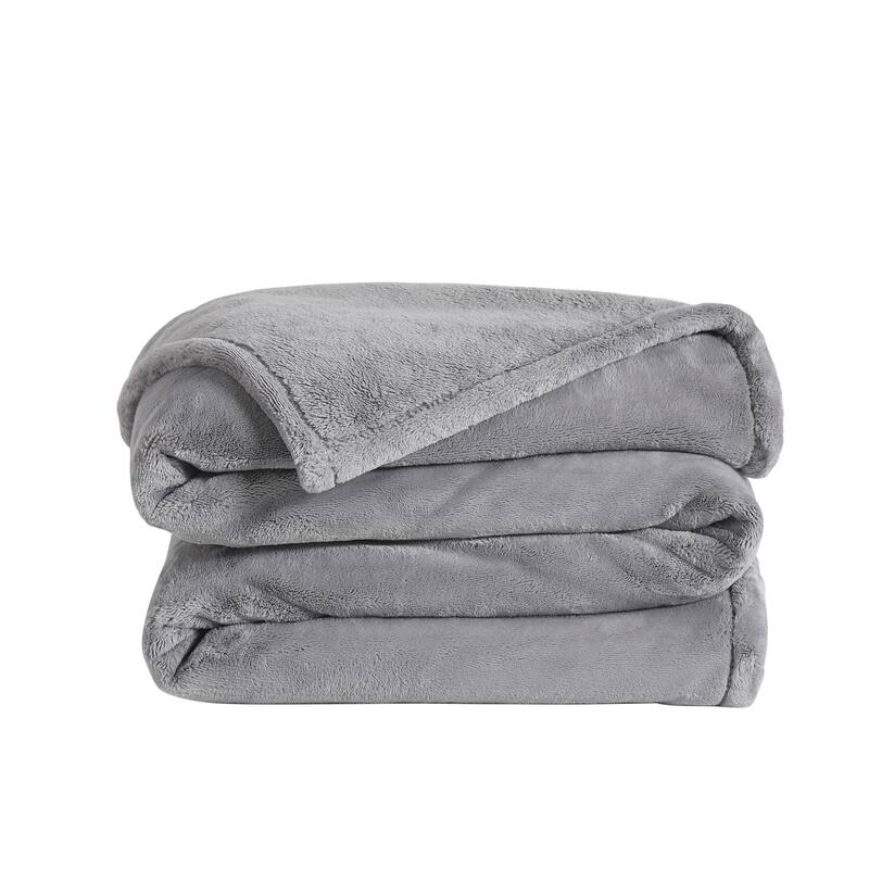 Royal Velvet Lavish Plush Solid Blanket - On Sale - Bed Bath & Beyond ...