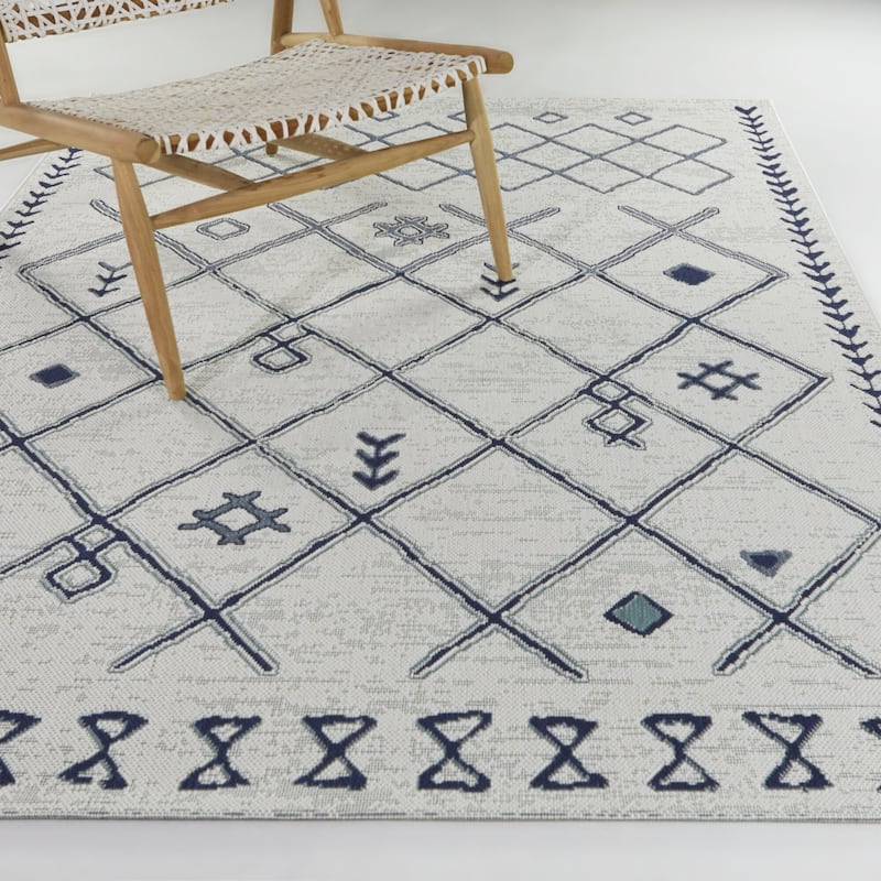 Dorantes Diamond Trellis Indoor/Outdoor Area Rug - 7'10" x 10' - Blue