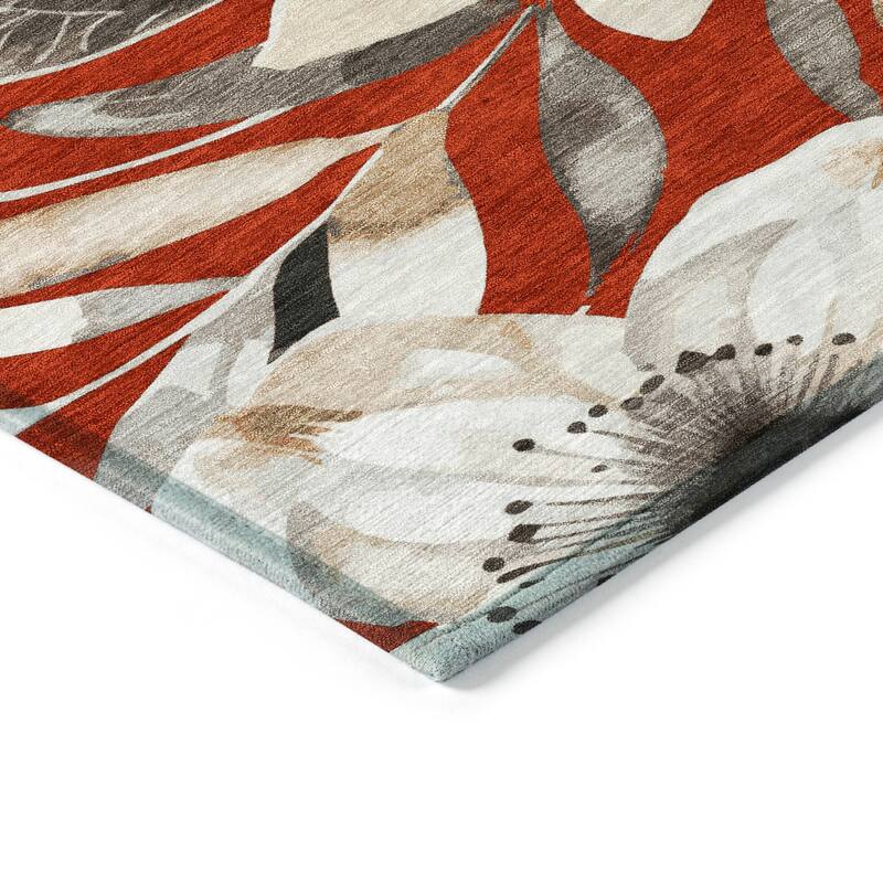 Machine Washable Indoor/ Outdoor Floral Chantille Rug