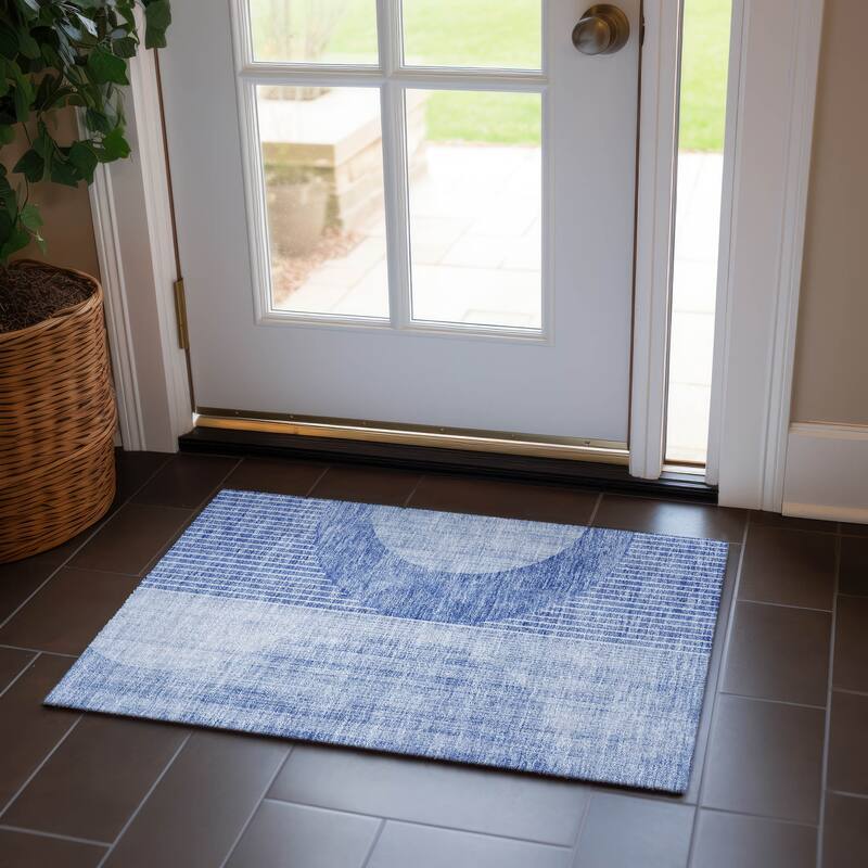 Machine Washable Indoor/ Outdoor Chantille Contemporary Geo Rug - Blue - 1'8" x 2'6"