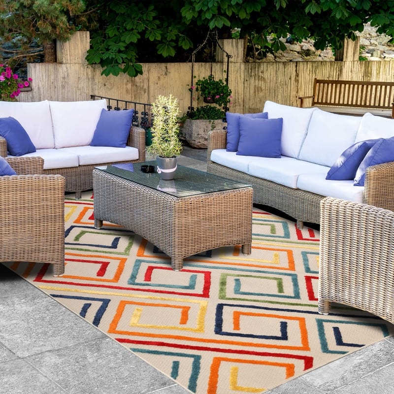 Superior Ares Modern Geometric Diamond Indoor Outdoor Area Rug - 10 'x 14' - Cream