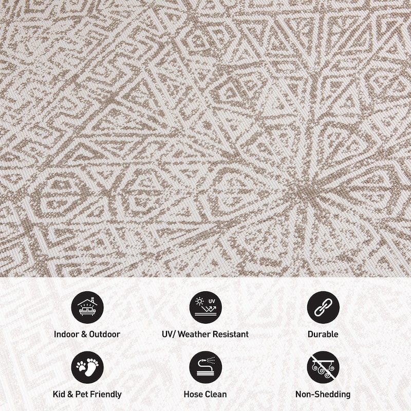 World Rug Gallery Contemporary Geometric Indoor/Outdoor Area Rug
