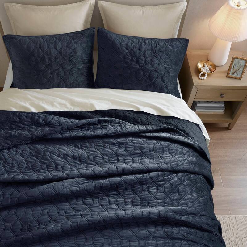 Madison Park Emery 3 Piece Velvet Quilt Set