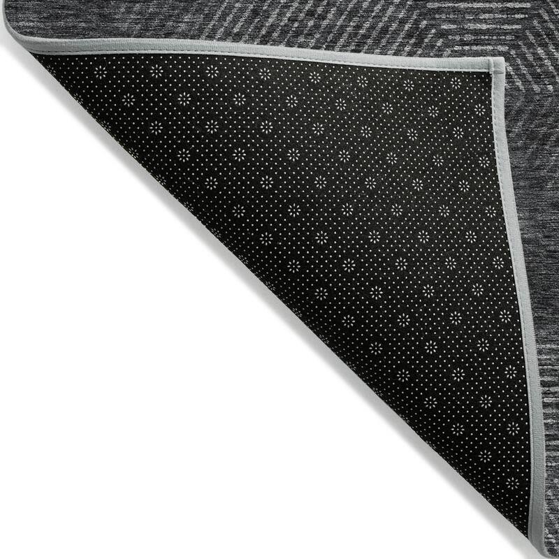Machine Washable Indoor/ Outdoor Chantille Contemporary Prism Rug