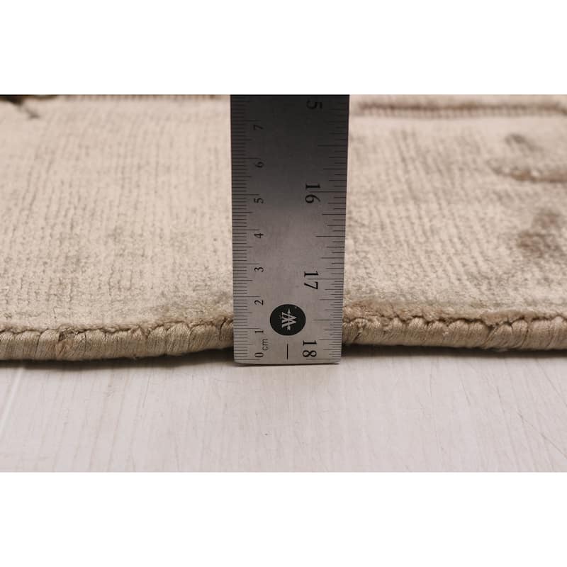ECARPETGALLERY Hand Loomed Kashkuli Gabbeh Taupe Viscose Rug - 5'7 x 7'10