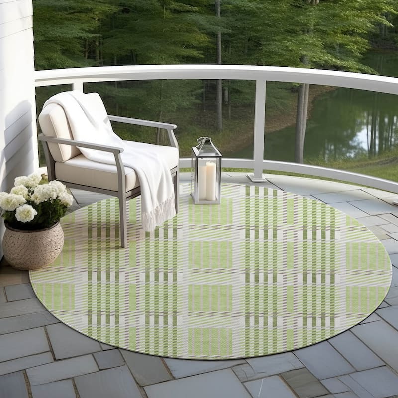 Machine Washable Indoor/ Outdoor Geometric Stripe Chantille Rug - Aloe - 8' x 8'