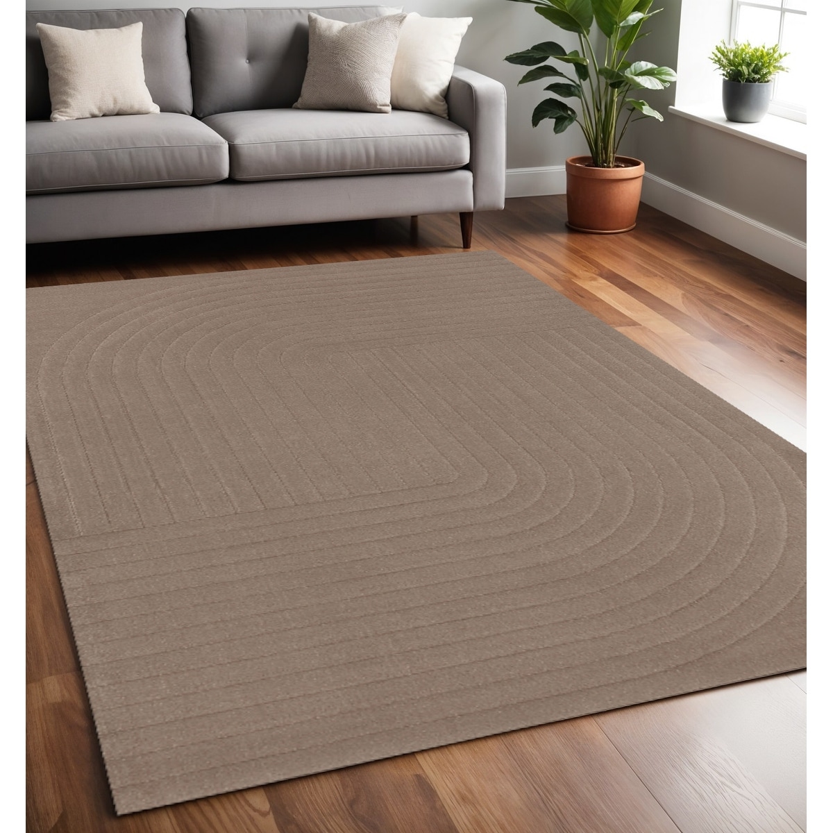 HomeRoots Solid Color Modern Rectangle Area Rug - 5' X 8'