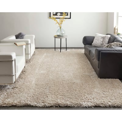 Grand Bazaar Loman Machine Made Solid Modern Area Rug