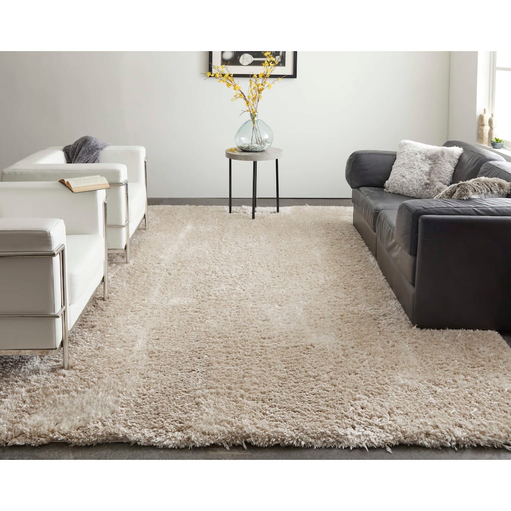 Grand Bazaar Loman Machine Made Solid Modern Area Rug