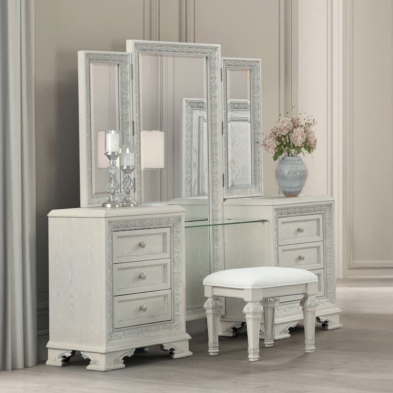 Furniture of America Fornan Traditional Creamy White Solid Wood 6-Drawer Vanity Set with LED Light and Power Outlet