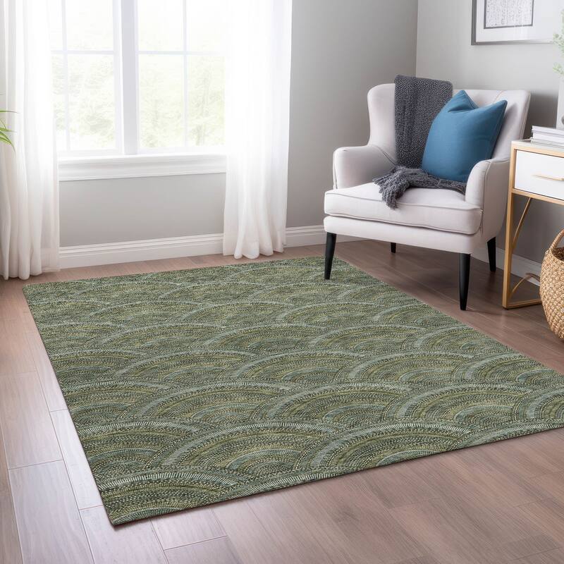 Machine Washable Indoor/ Outdoor Modern Mosaic Chantille Rug