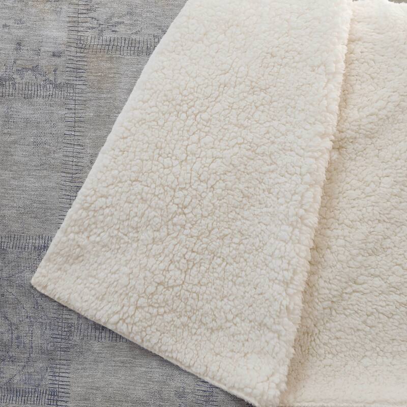 Premium Machine Washable Vintage Patchwork Sherpa Throw Blanket