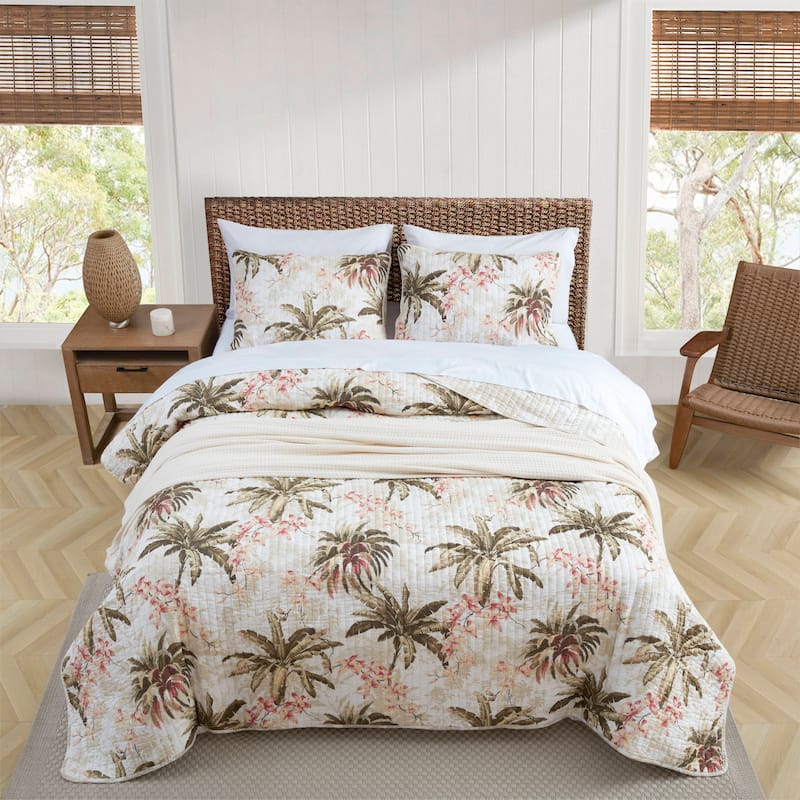 Tommy Bahama Bonny Cove Floral Pattern With Palm Reverse Quilt (Beige, 3 Piece Set)