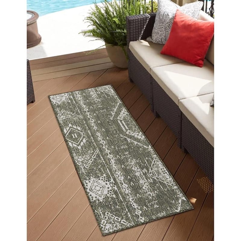 Outdoor Ogooplario Collection Area Rug