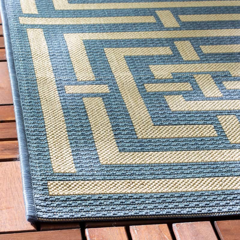 SAFAVIEH Courtyard Ginger Indoor/ Outdoor Waterproof Patio Backyard Rug