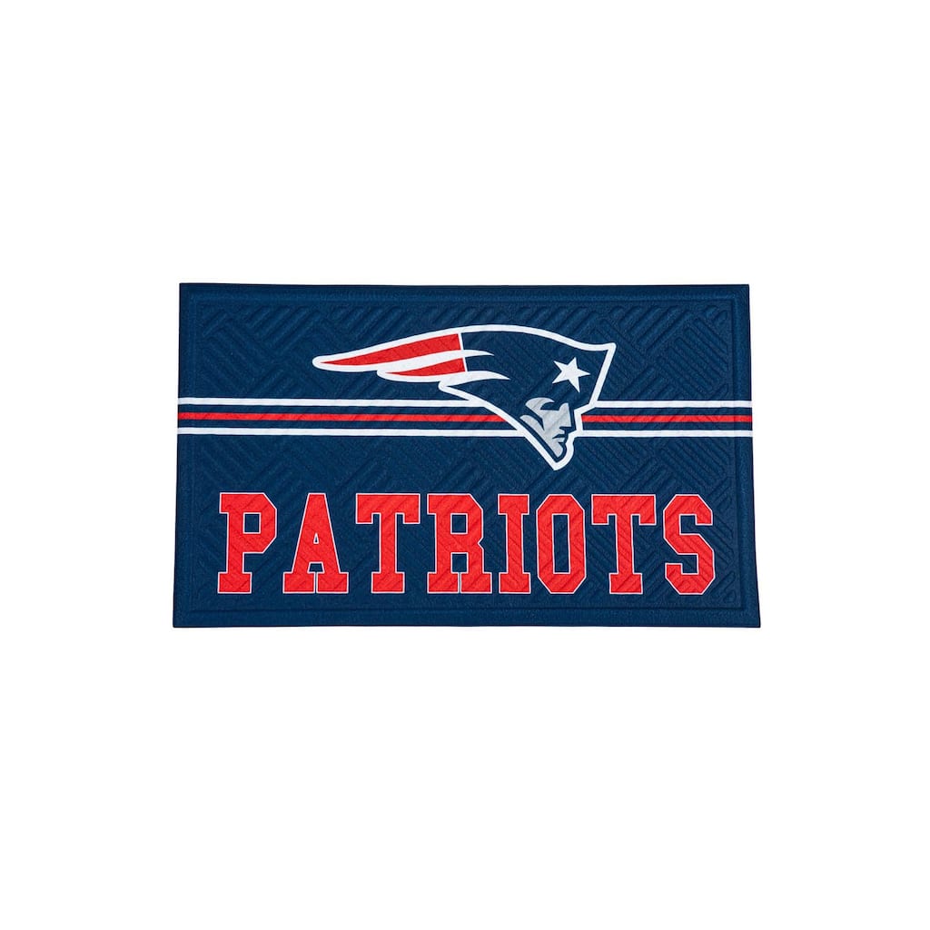 28 in. x 16 in. Embossed Mat, Cross Hatch, New England Patriots